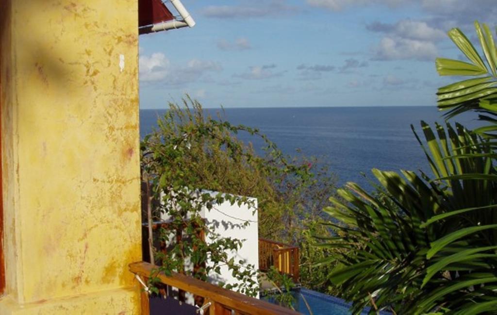 Being Villa Plymouth Exterior foto